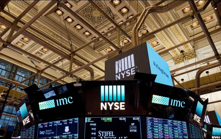 EL NYSE Composite muestra una pérdida de 1.50 puntos, situándose en 13 mil 104.22 unidades. AP / ARCHIVO