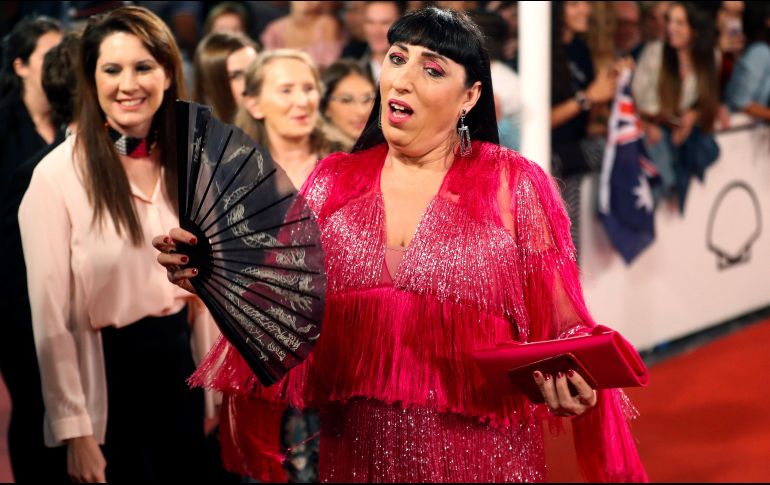 La actriz Rossy de Palma posa en la alfombra roja, previa a la gala de clausura de la 66 edición del Festival Internacional de Cine de San Sebastián. EFE/J. Herrero