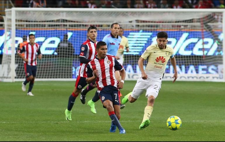 El partido América vs Chivas será a las 18:00 horas en la cancha del Estadio Azteca. EL INFORMADOR / ARCHIVO