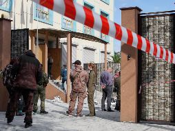 La Unicef afirma que unos 220 mil niños viven bajo la permanente amenaza de las minas antipersonales y de los dispositivos explosivos abandonados por los contendientes. EFE / A. Ermochenko