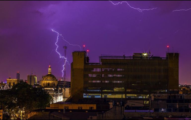 El viento dominante soplará del este con rachas ocasionales, el tiempo estará caluroso durante el día, templado en la noche y fresco al amanecer, con una máxima de 27 ºC y una mínima de 18 ºC. EL INFORMADOR / ARCHIVO