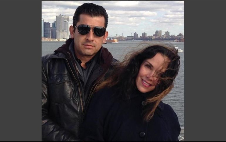 Isaías Gómez era pareja de la actriz Sharis Cid. INSTAGRAM / shariscid