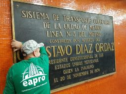 El jefe de Gobierno informa que estas placas serán sustituidas por otras únicamente informativas en las 