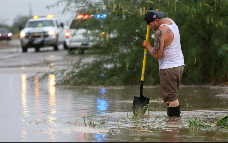 Las lluvias ocasionadas por la tormenta tropical iniciaron en la entidad desde las primeras horas de este lunes, y continuarán a lo largo del día. AP/R. Wiley