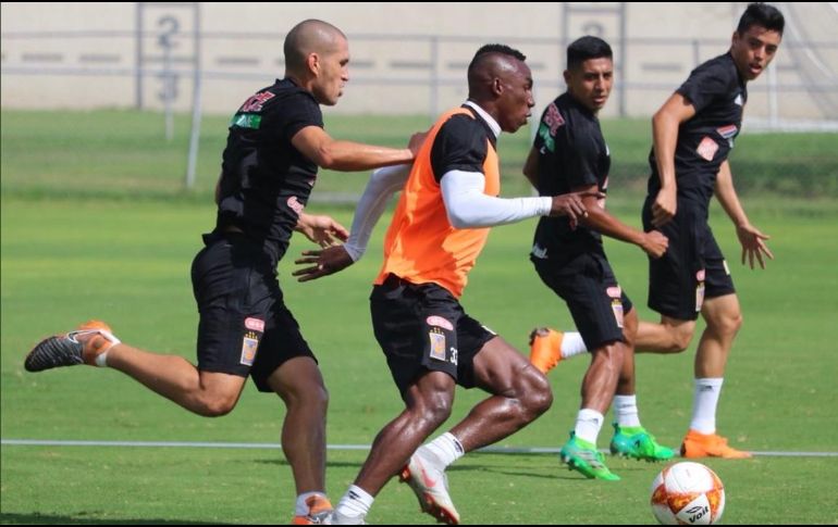 El combinado felino durante sus sesiones de entrenamiento. TWITTER/@TigresOficial