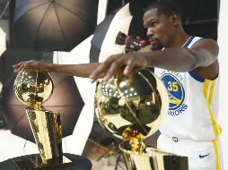Kevin Durant ha ganado dos títulos de la NBA en la misma cantidad de temporadas con los Warriors. AFP / E. Shaw