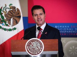 Enrique Peña Nieto inauguró la Semana Nacional de Transparencia 2018, en compañía del presidente del INAI, Francisco Javier Acuña, y Areli Gómez, secretaria de la Función Pública. SUN/J. Reyes