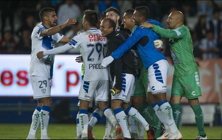 Tuzos estuvo cerca de quedar fuera, pero en la muerte súbita salió airoso en el estadio Hidalgo. MEXSPORT / V. León