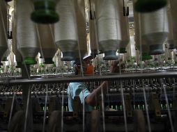 Las altas tarifas afectan directamente la competitividad de las empresas. AFP/L.Suwanrumpha