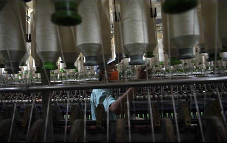 Las altas tarifas afectan directamente la competitividad de las empresas. AFP/L.Suwanrumpha