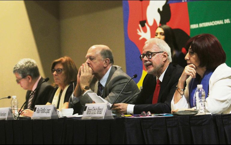 Las autoridades universitarias, de la feria y los representantes del país invitado, Portugal, anunciaron el programa oficial, ¡alista tu agenda! EL INFORMADOR. E. Barrera