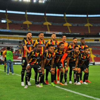 Habrá limpia en Leones Negros si no califican a Liguilla