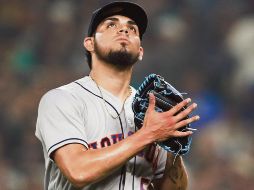 El cerrador sinaloense Roberto Osuna está preparado para ocupar un papel protagónico con el campeón de 2017. AFP