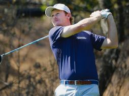 El estadounidense Brandt Snedeker llega a la última ronda como líder, con un acumulado de 16 golpes bajo par y tres impactos de ventaja sobre su compatriota Kevin Tway. AFP