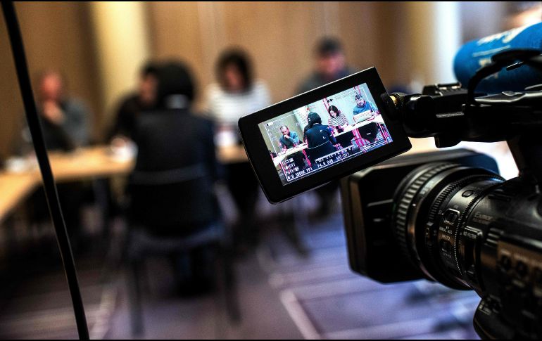 Grace Meng, dijo a la prensa en Lyon, Francia, que cree que la imagen del cuchillo fue la forma de su marido de decirle que estaba en peligro.