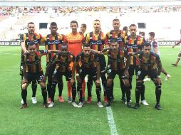 Los universitarios se colocan a sólo un punto de la zona de clasificación.TWITTER/@LeonesNegrosCF