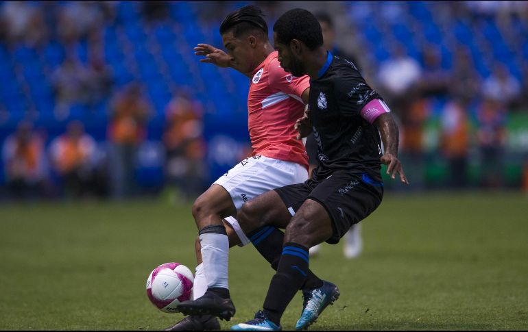 Con esta igualada, Puebla llegó a 15 unidades y Lobos a 11 puntos. MEXSPORT / V. León