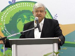 López Obrador aseguró que estuvo en el Instituto Nacional de Cardiología por una revisión y visitando a unos amigos. EFE / S. Gutiérrez López