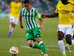 Guardado tiene dos semanas para avanzar en la recuperación de la rotura, aunque el tiempo medio de regreso a los terrenos de juego en este tipo de dolencias oscila entre las tres y cuatro semanas. TWITTER / @RealBetis