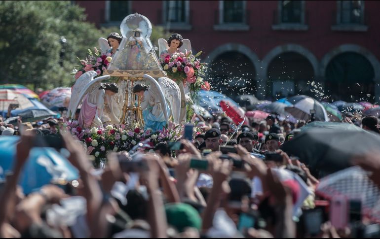 La medida se tomaría debido a las complicaciones viales y la prestación de servicio del transporte público debido a las actividades contempladas en la peregrinación. EL INFORMADOR / ARCHIVO