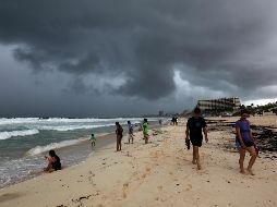 Alertan a la población a extremar precauciones por lluvias, viento y oleaje y atender las recomendaciones emitidas por las autoridades de Protección Civil. EFE / ARCHIVO
