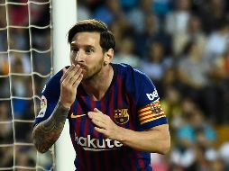 El circo ya ha rendido tributo en espectáculos a algunos grandes de la música como los Beatles o Michael Jackson, pero es la primera vez que lo hará dedicado a un deportista y al mundo del futbol. AFP / ARCHIVO