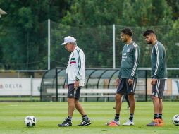 Mientras suenan varias opciones para dirigir al Tri, Ricardo “Tuca” Ferretti volverá a estar al frente del equipo como interino en el partido de esta noche. TWITTER / @miseleccionmx