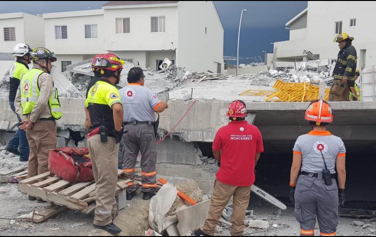 La zona del derrumbe se mantiene acordonada en tanto se llevan a cabo las labores para tratar de localizar a las personas reportadas como desaparecidas. NTX / ESPECIAL