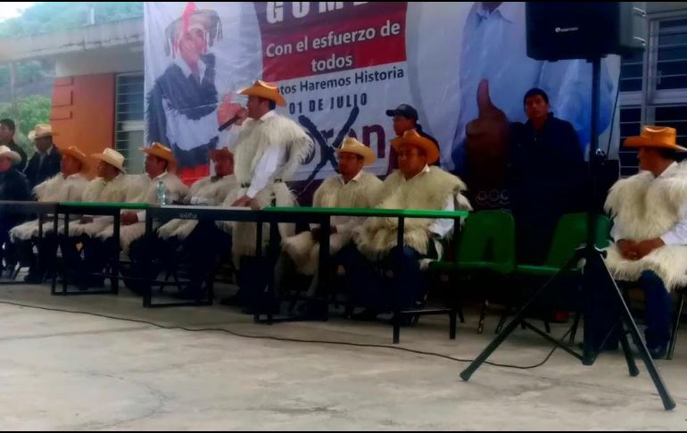 Gómez Gómez (c) aseguró que esta situación no le permite pagar aguinaldos ni sueldos de fin de año. YOUTUBE