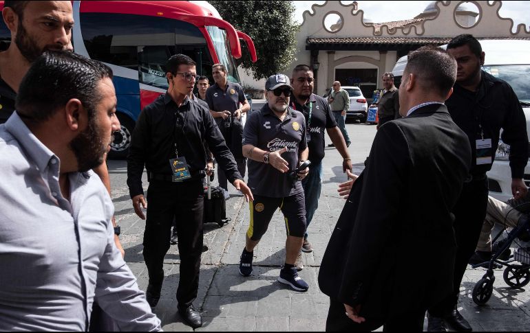 Núñez resaltó el saldo positivo de Dorados desde el arribo de Maradona (c) en reemplazo de Francisco Ramírez. AFP/G. Arias