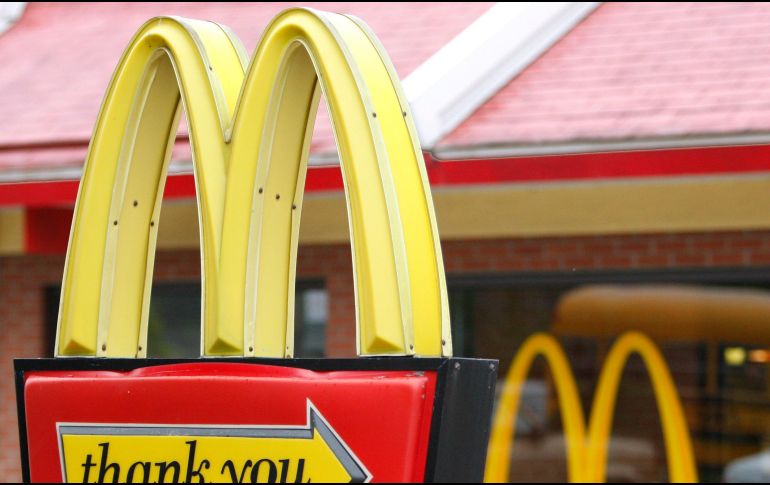 La iniciativa para no entregar popotes forma parte de la evaluación y de los pasos que realiza el sistema McDonald’s a nivel mundial. AP / ARCHIVO