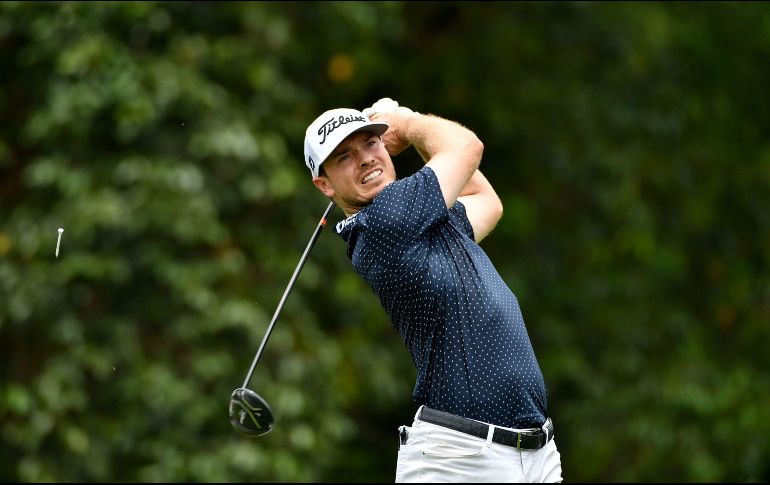 Bronson Burgoon (foto) lidera el torneo con nueve abajo de par, uno menos que Austin Cook. AFP/P. Lakatos