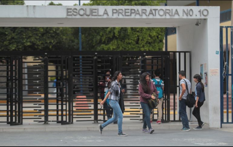 Las contrataciones de los oficiales son las mínimas necesarias para operar la seguridad en los centros universitarios. EL INFORMADOR/Archivo