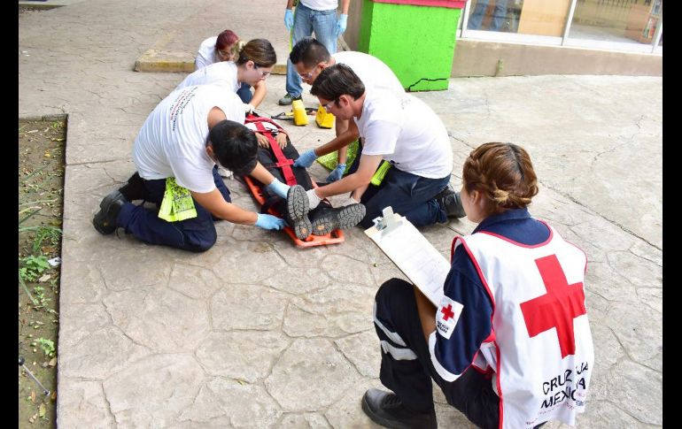  Enfatizó que el dueño del predio donde se derrumbó el edificio que se proyectaba sería una plaza comercial, ya está localizable y se espera que en las próximas horas comparezca ente el Minisiterio Público. NTX/ ESPECIAL