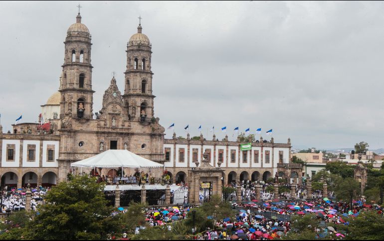 Durante la misa, el cardenal manifiesta su postura en contra del aborto, el cual califica como una tiranía de ideología de muerte y de privación y condicionamiento de los derechos humanos. EL INFORMADOR/ G. Gallo