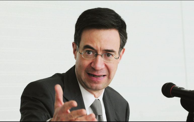 El autor recibió la Orden Nacional del Mérito en 2012, concedida por el gobierno de Francia. NOTIMEX