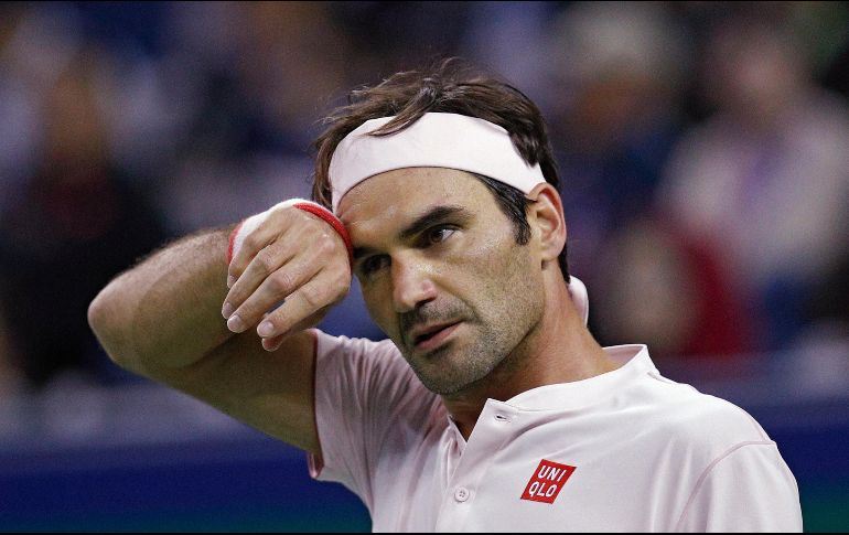 El helvético tuvo constantes fallos que le hicieron perder el partido en dos sets, en solo una hora y 13 minutos. AP / A. Wong