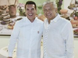 A su llegada, López Obrador es recibido por el mandatario estatal en el centro cultural Casa de los Gobernadores. TWITTER / @alitomorenoc