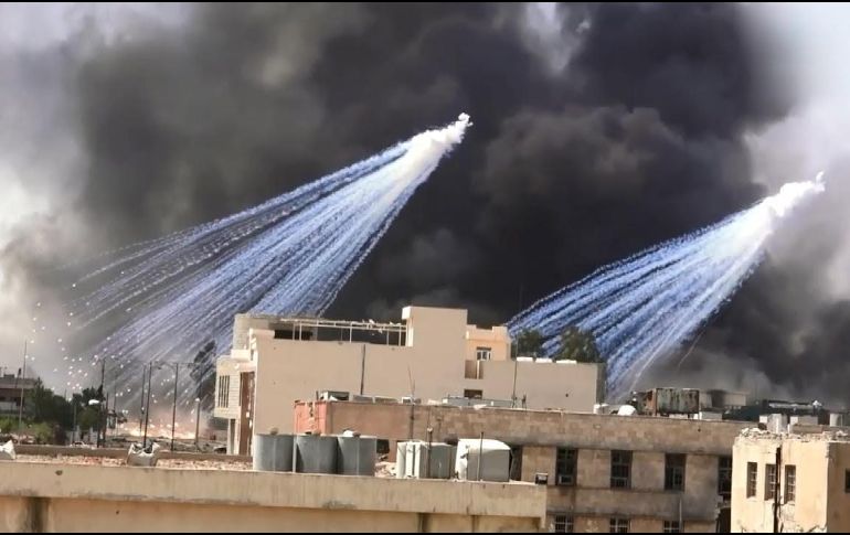 Trascendió que varias personas habrían muerto en la ciudad y otras resultaron heridas, luego que una panadería local fuera alcanzada por uno de los ataques. YOUTUBE