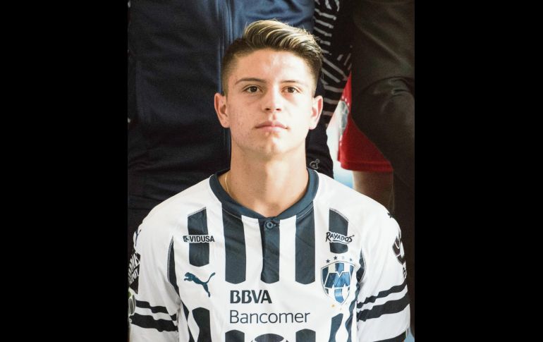 Jonathan González Edad: 19 años/Club: Monterrey  Considerado como la joya de los Rayados, el joven mexico-americano es otro de los futbolistas que a corta edad ha demostrado la calidad suficiente para llegar a la Selección. González se desempeña como mediocampista de recuperación, aunque cuenta con gran velocidad para proyectarse al ataque.
