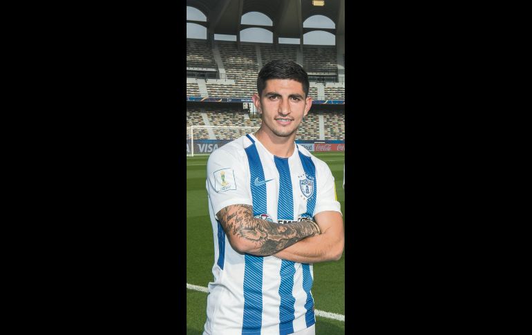 Víctor Guzmán Edad: 23 años Club: Pachuca  El famoso “Pocho” debutó como profesional con Pachuca al cual llegó en 2015 y un año después le dio una de sus máximas alegrías al anotar el gol del último título de Liga de los Tuzos. El de Tonalá es amo y señor del medio campo y su olfato goleador le da un plus.