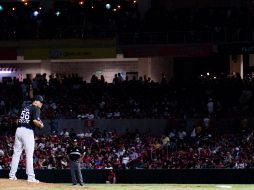 Orlando Lara cargó con la derrota. El abrido lanzó cuatro entradas en las que recibió siete hits, cuatro carreras, dio una base por bolas y un ponche. FACEBOOK/CharrosBeisbolOficial