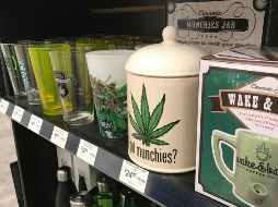 Los esfuerzos de marketing, sugirió, podrían alentar a los usuarios actuales a usar más marihuana, o atraer a un grupo etario más joven. NTX/ ARCHIVO