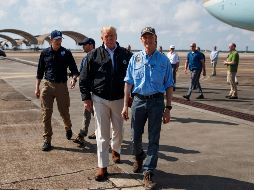 Trump y su esposa Melania partieron de Washington por la mañana. AP/ E. Vucci