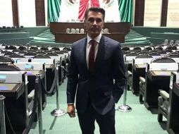 Sergio Mayer publicó un tuit al que hacía referencia a seis ligas para descargar libros de forma ilegal. INSTAGRAM / sergiomayerb