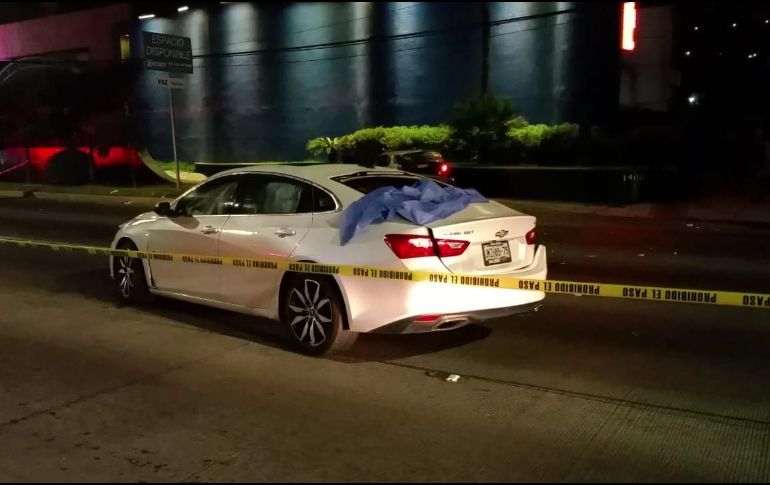 De los cuatro tripulantes del vehículo uno murió, los otros tres resultaron heridos.  ESPECIAL