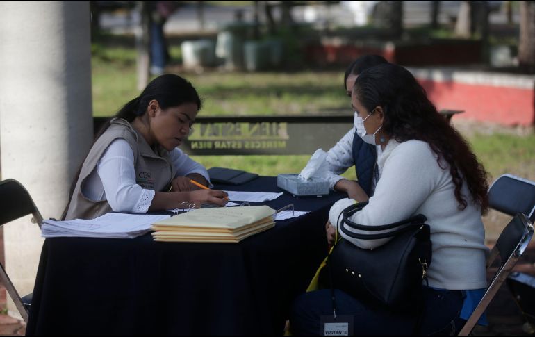 Aristóteles Sandoval aseguró que el comité formado para ocuparse del tema prefirió la identificación de los cuerpos sobre la inhumación. EL INFORMADOR/Archivo