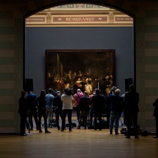 "La Ronda de Noche" de Rembrandt será restaurado ante el público