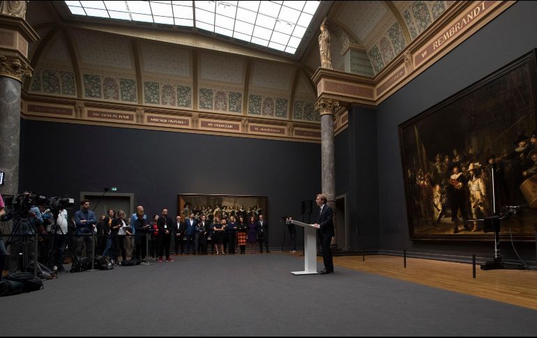 La obra fue restaurada por última vez hace cuatro años, después de que en 1975 un hombre con problemas psiquiátricos la estropeara con un cuchillo. AP  / P. Dejong