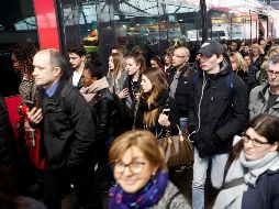 Alas personas les resultó fácil encontrar muchas caras al inicio del ejercicio, sin embargo, encontraron mayor dificultad al pensar en nuevos rostros. EFE/ARCHIVO